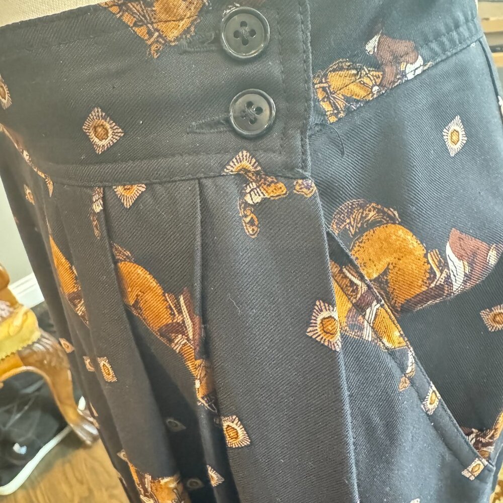 Chaus Equestrian Horse Pleated Long Skirt - Picture 5 of 12